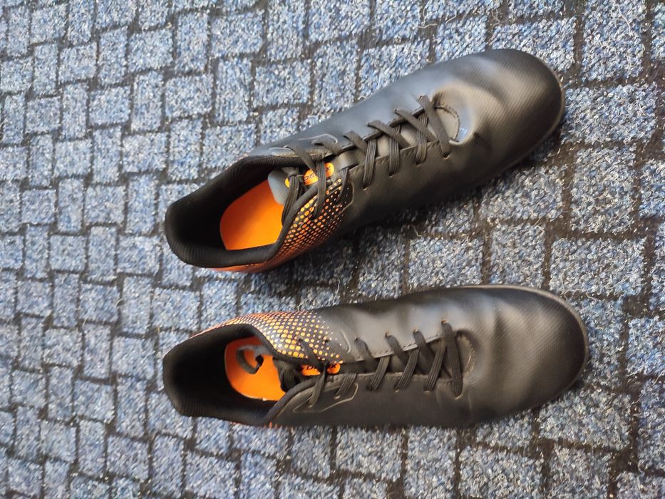 Бутси чоловічі б/у Demix Goal 2 TF р.42 27 см сороконожки кросівки кро