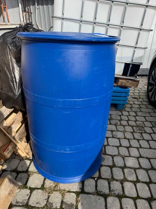 Бочка пластикова 200л