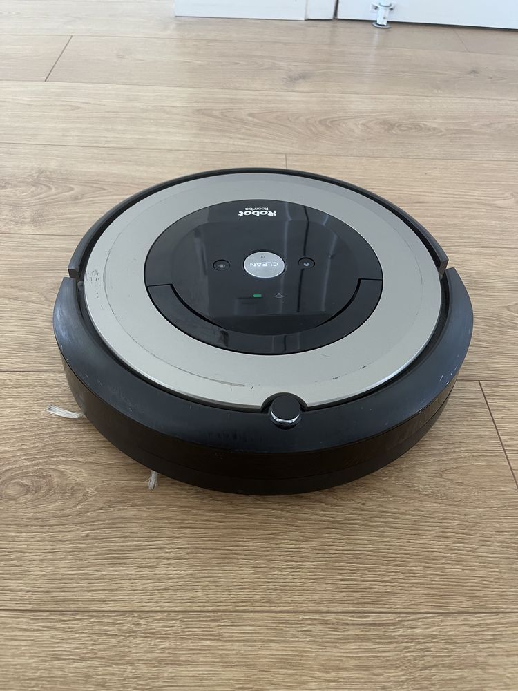 Aspirador iRobot Roomba e6 - Garantia 2027