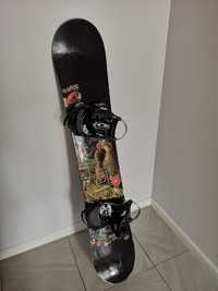 Snowboard O-Matic 151 cm z wiązaniami