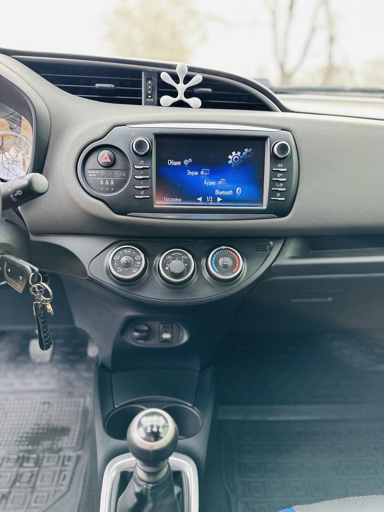 Toyota Yaris 1.5 Dual VVT-iE 2019г Elegant Official