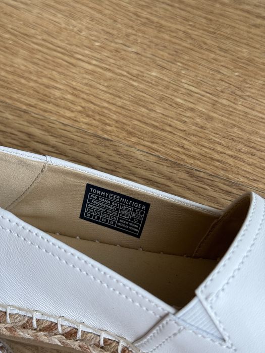 Еспадрилі жіночі білі шкіряні tommy hilfiger 39