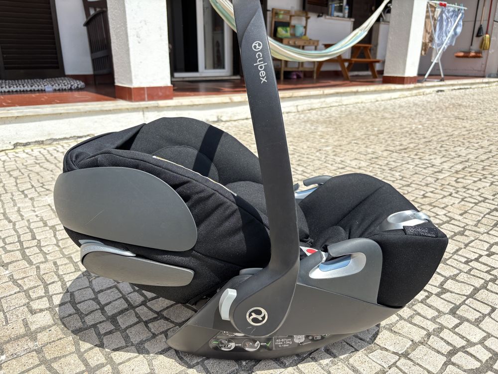 Carrinho duplo Gazelle S + Cadeira Auto Cloud Z