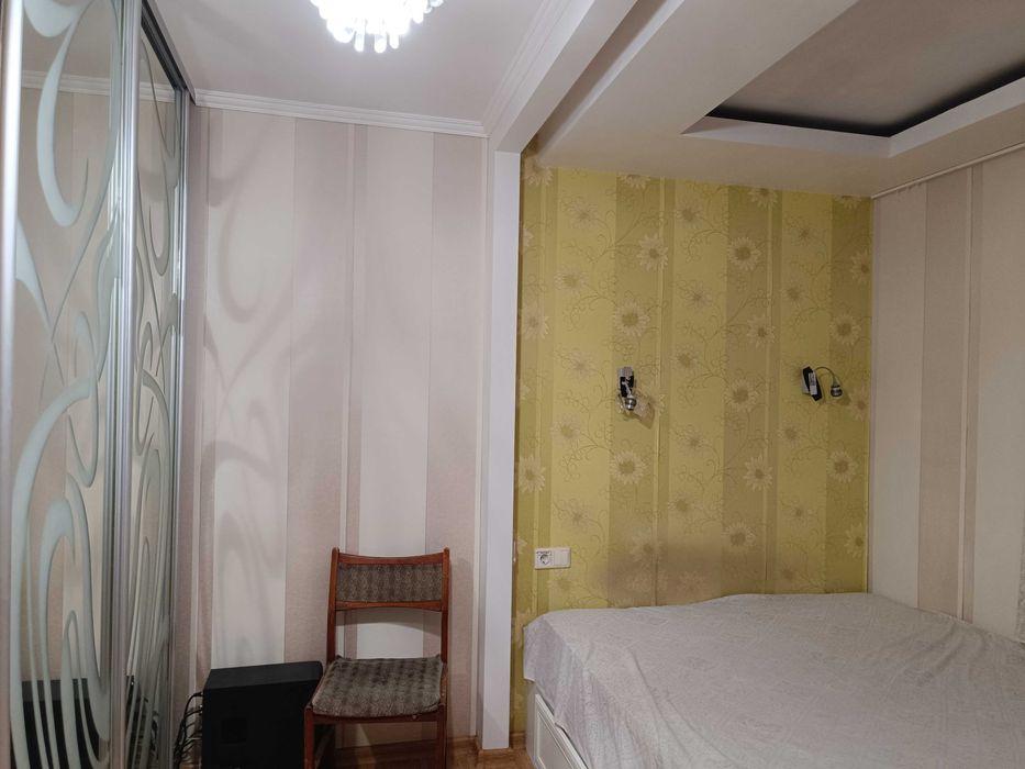 Продається 2-кімн. квартира нового планування на вул. Тищика