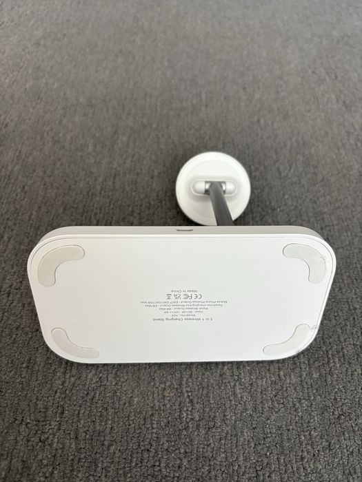 Apple 3-in-1 Charger | iStore64286067325059123