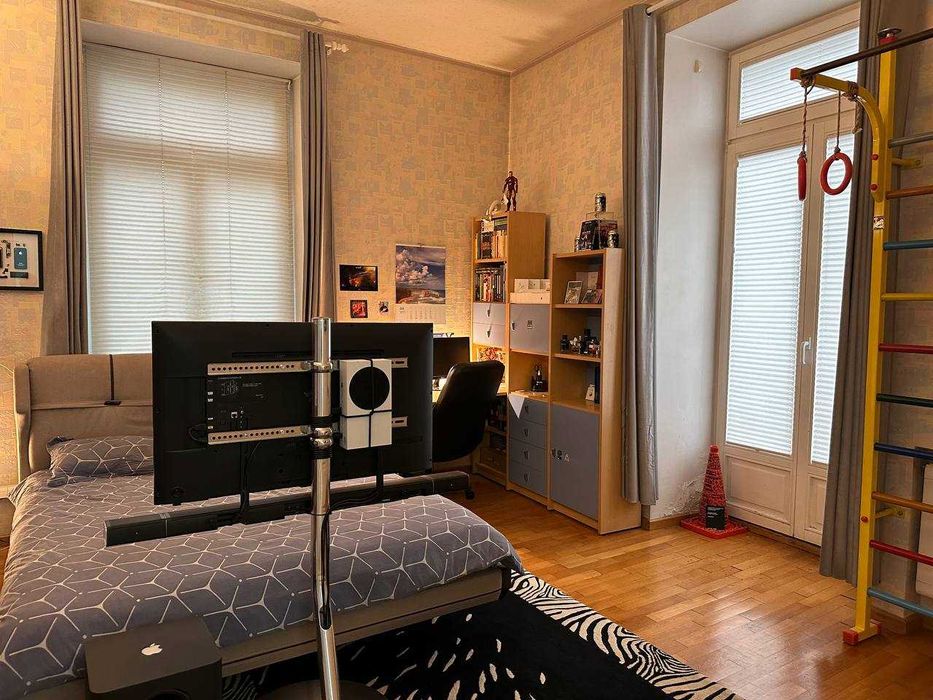 Центр! Оренда 4-К Квартири Костельна 4 Майдан