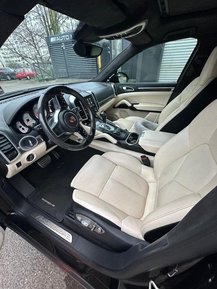 Porshe Cayenne 4.2D