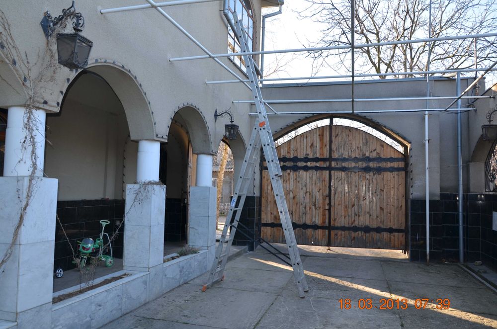 Оренда стрем’янок та драбин