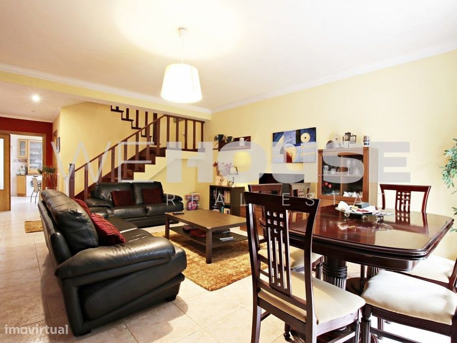 Moradia em Banda T4 à Venda - Vilas da Serra, Stº António da Charneca