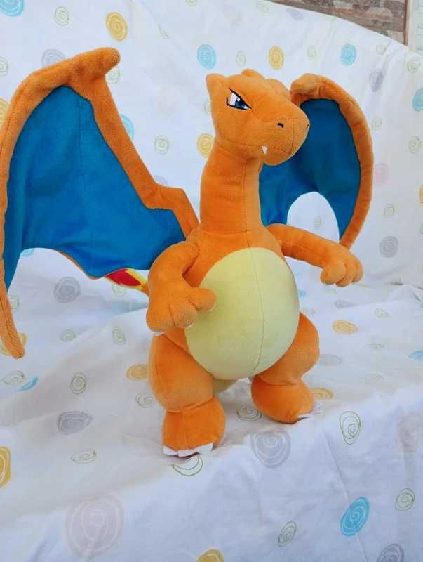 Pokémon peluche Charizard