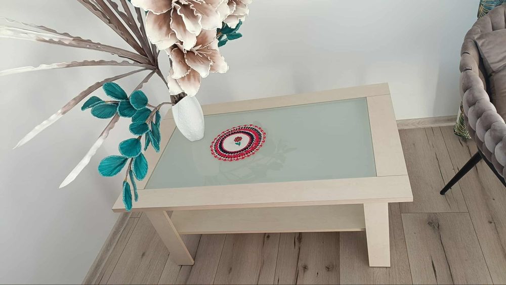 Ława z szybą mleczną