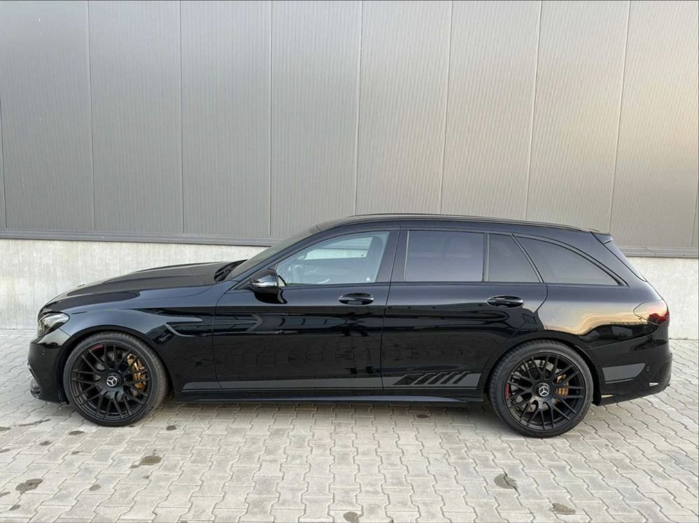 Mercedes C63 AMG S V8 biturbo 510 cv