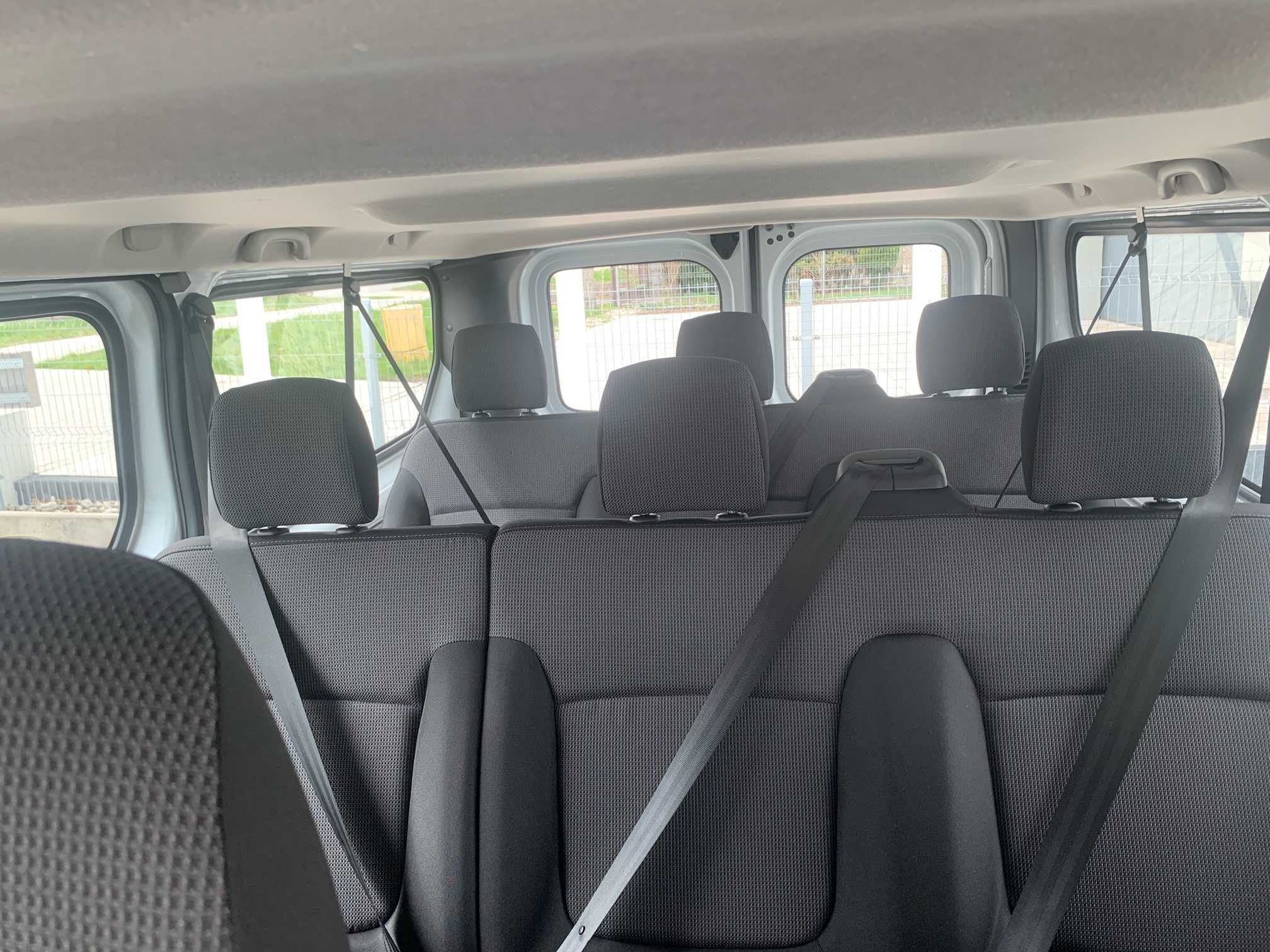 Wynajem Busa 9 Os. Renault TRAFIC 24 Wolne Terminy od 14.08