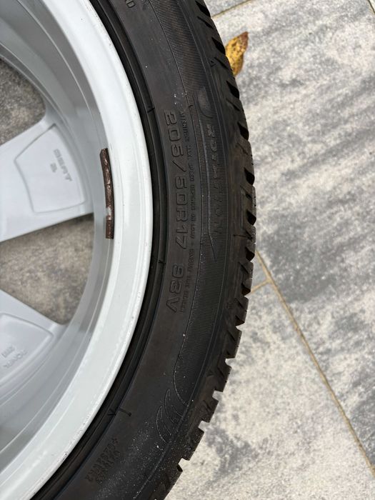 Felgi aluminiowe RONAL 5x100 z oponami zimowymi FULDA 205/50 R17
