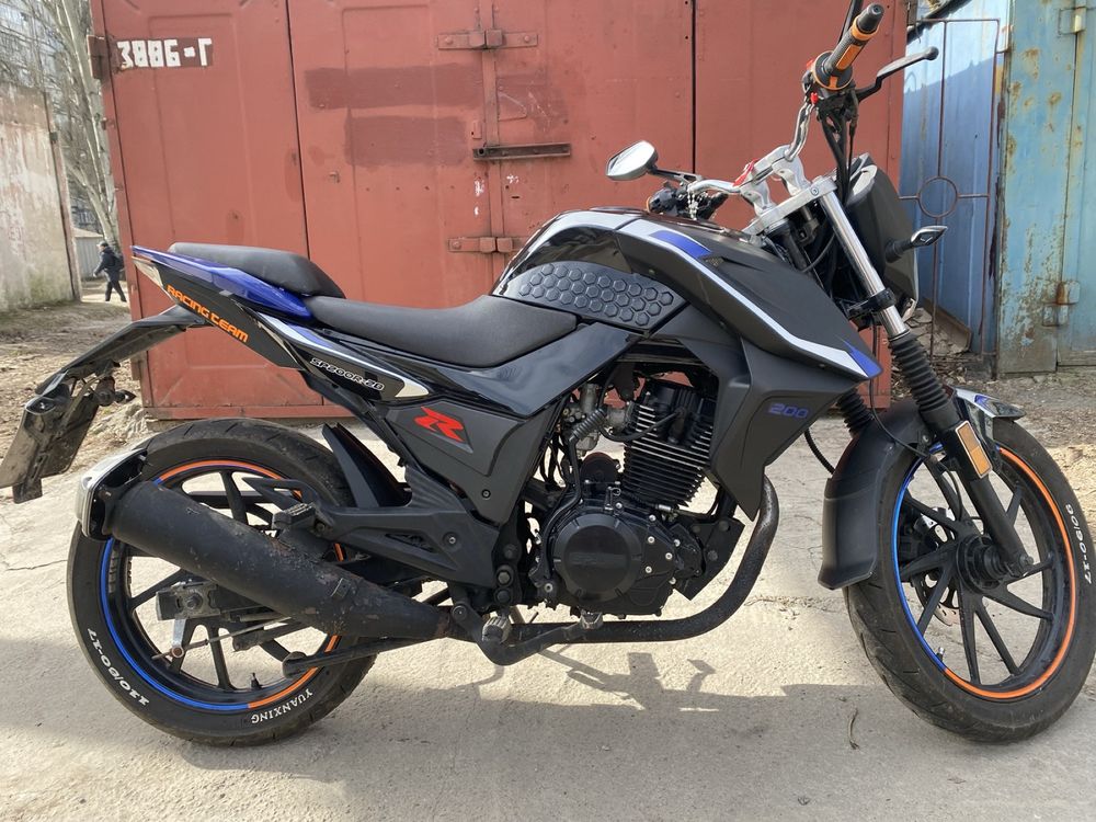 Продам Spark 200 r28