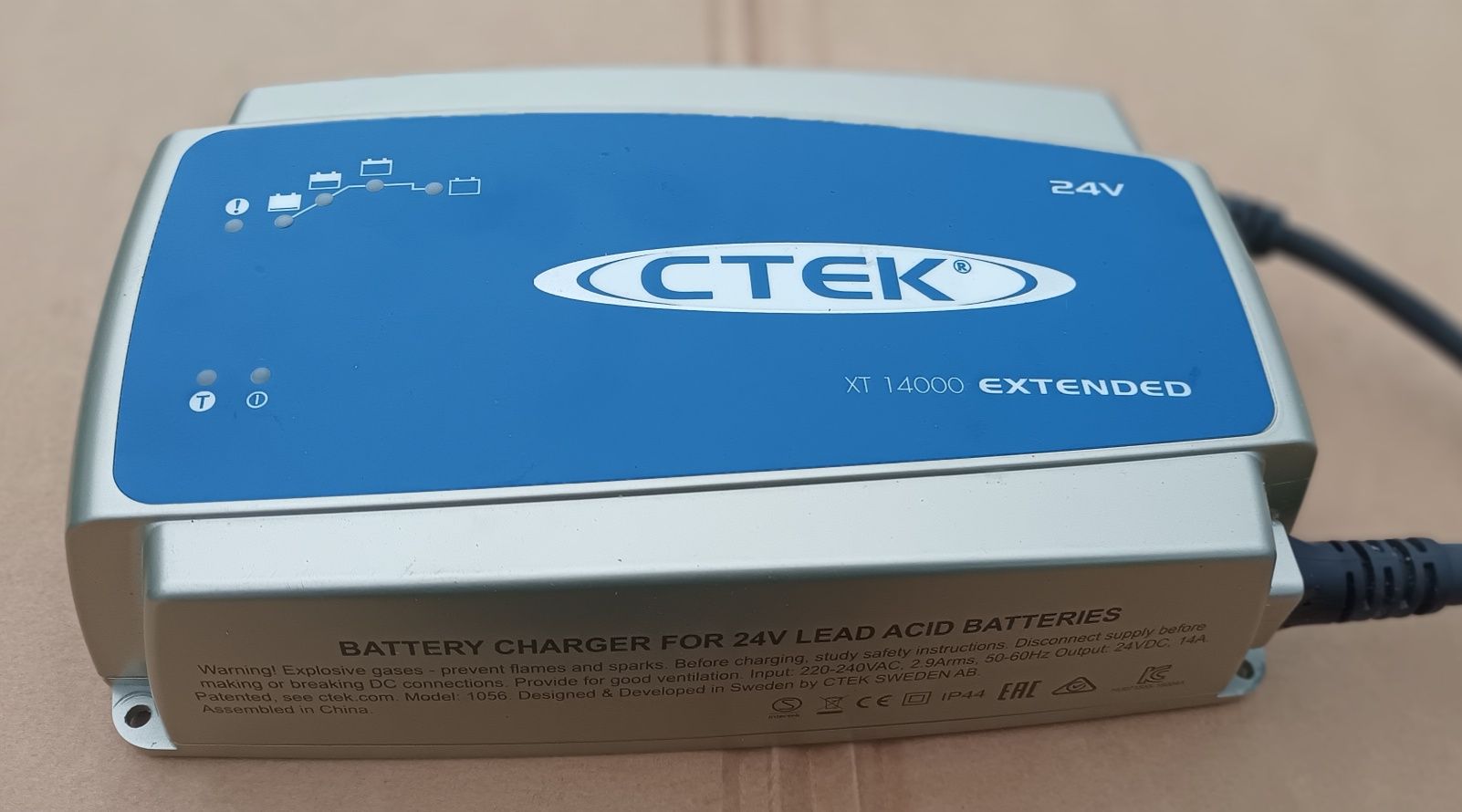Ładowarka prostownik CTEK XT 14000 EXTE