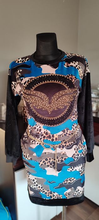 Sukienka welurowa Tatu