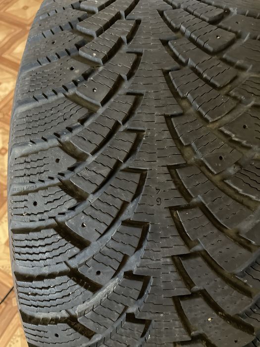 Продам шини 275/55 R17
