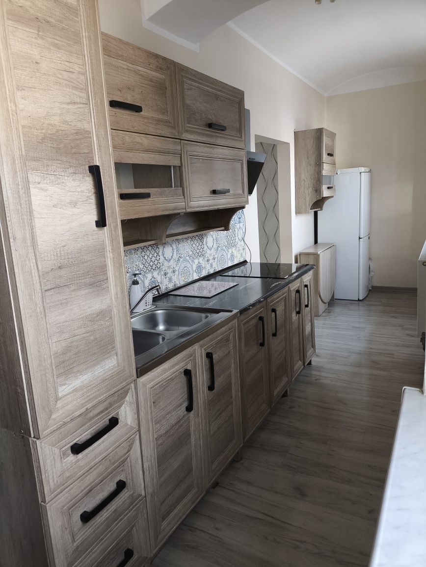 Kawalerka M2 w ścisłym centrum Żor, gabinet, biuro w centrum, parter