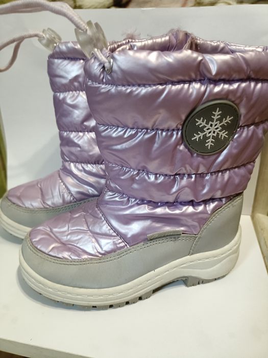 Продам обувь для девочки