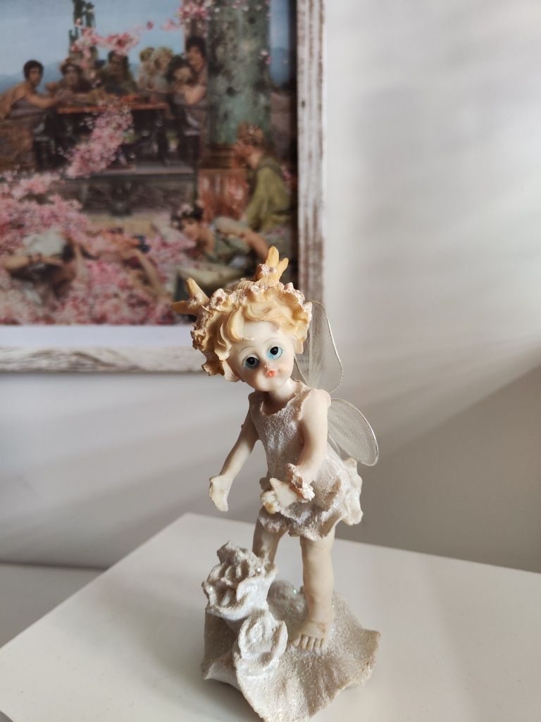 Rzeźba figurka anioł aniołek angel cupid fairy elf cottagecre wings