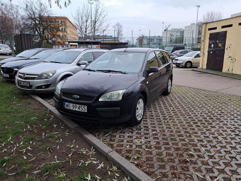 Ford  Focus  1.6 benzyna