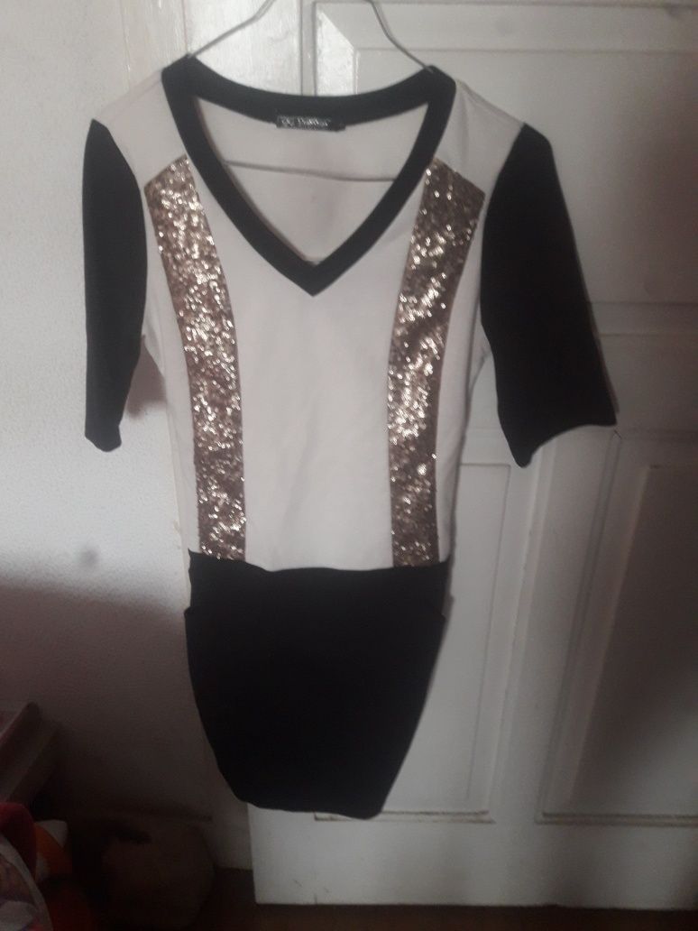 Vende se vestido justo