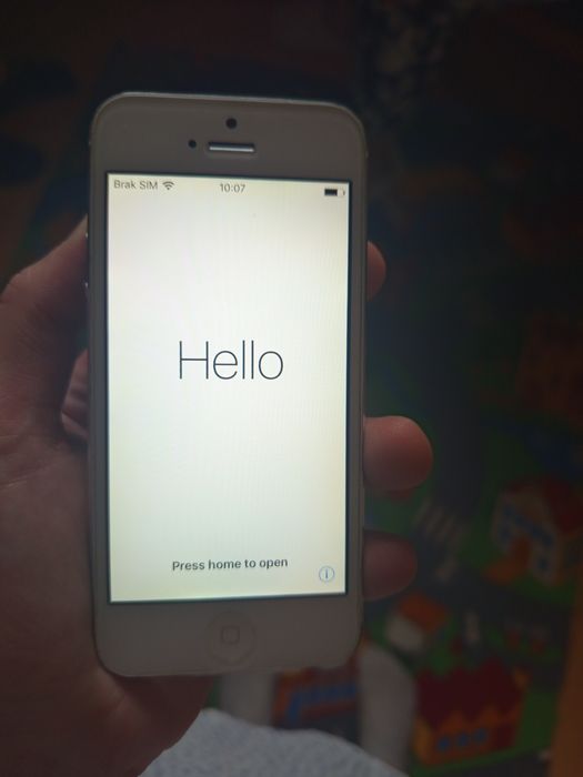 iPhone 5s (Model A1429, EMC 2610).