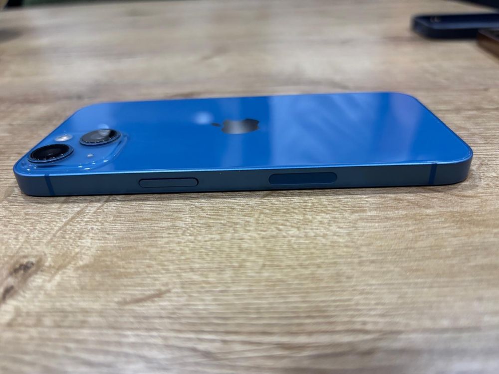 Iphone 13 256gb Novo pelicula partida