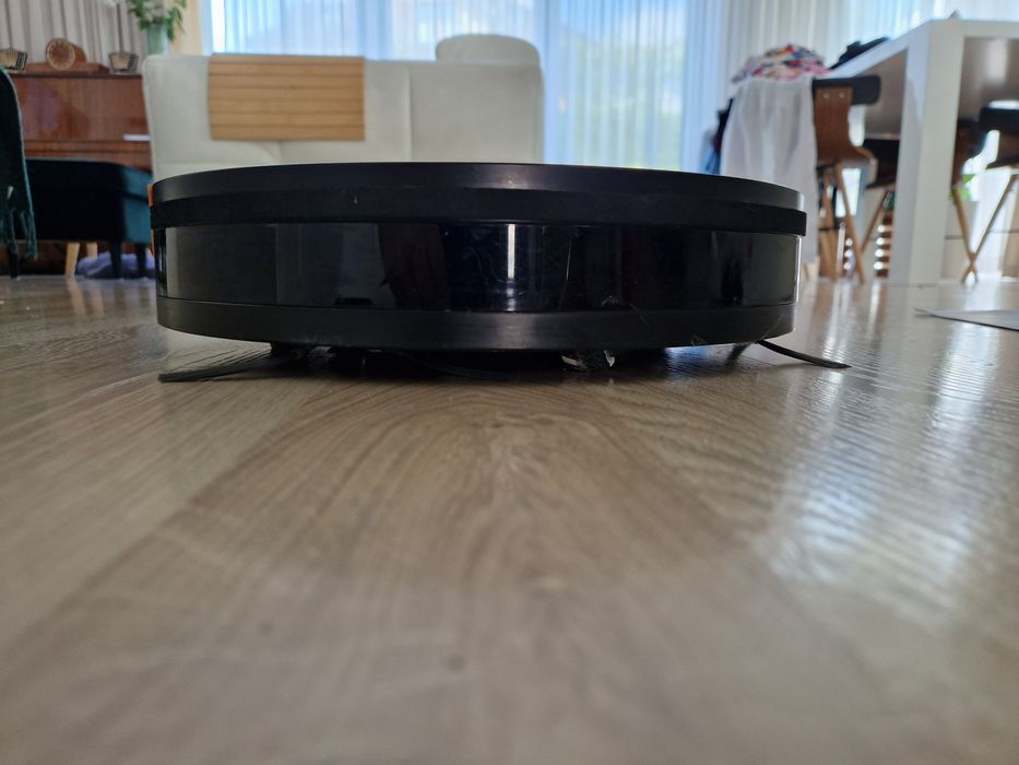 Robot sprzątający zeegma