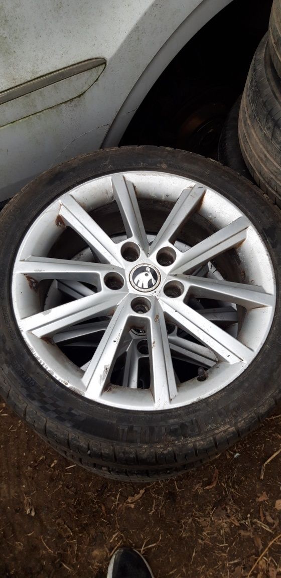 Легко сплавні диски, титани Octavia A7