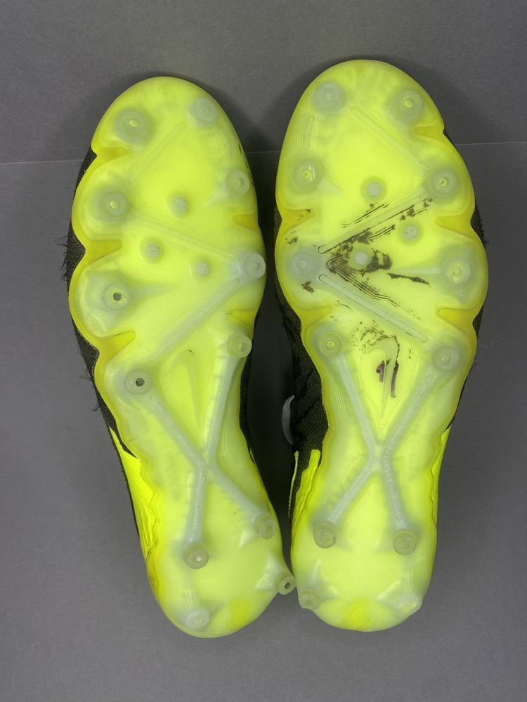 Nike Phantom футбольні профі бутси бутсы ID 44р найк