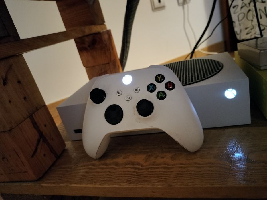 XBOX series S 512gb + 1 comando