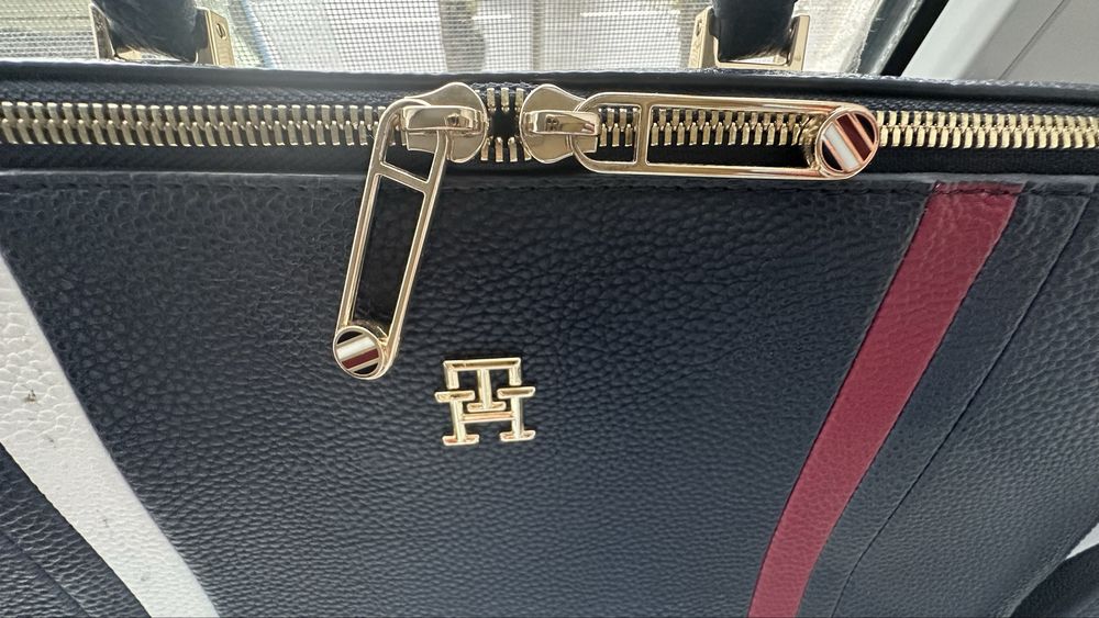 Сумка для ноутбука tommy hilfilger