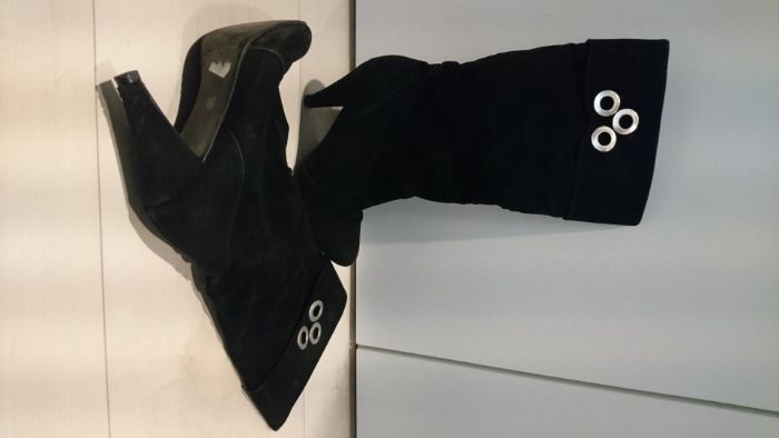 kozaki, buty, trzewiki, damskie czarne na obcasie, używane