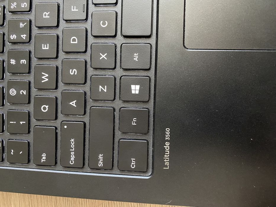 Laptop DELL Latitude 3360