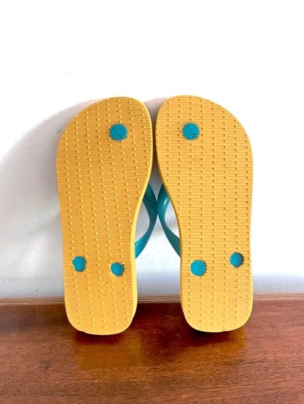 Havaianas Femininas Tamanho 33/34 Sola Amarela com Tiras Azuis