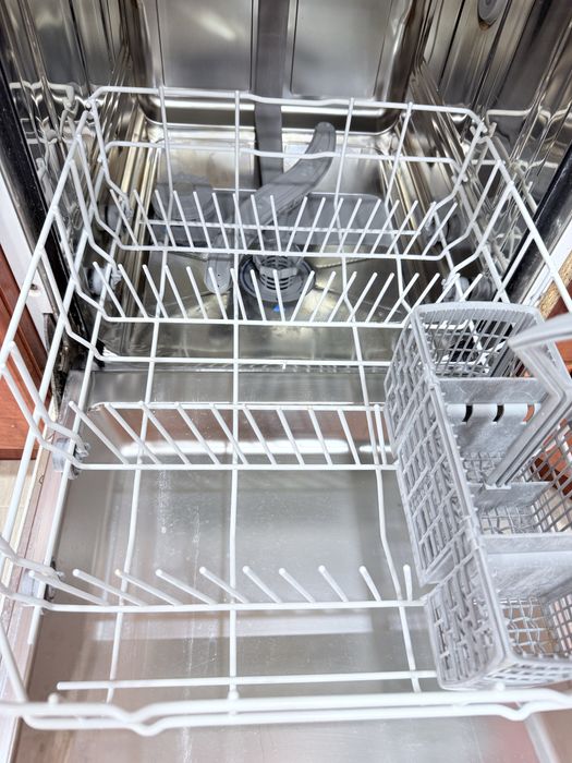 Продам посудомоечную машину Bosch