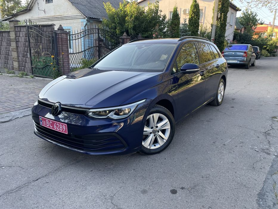 VW Golf 8 /2.0 дизель/
