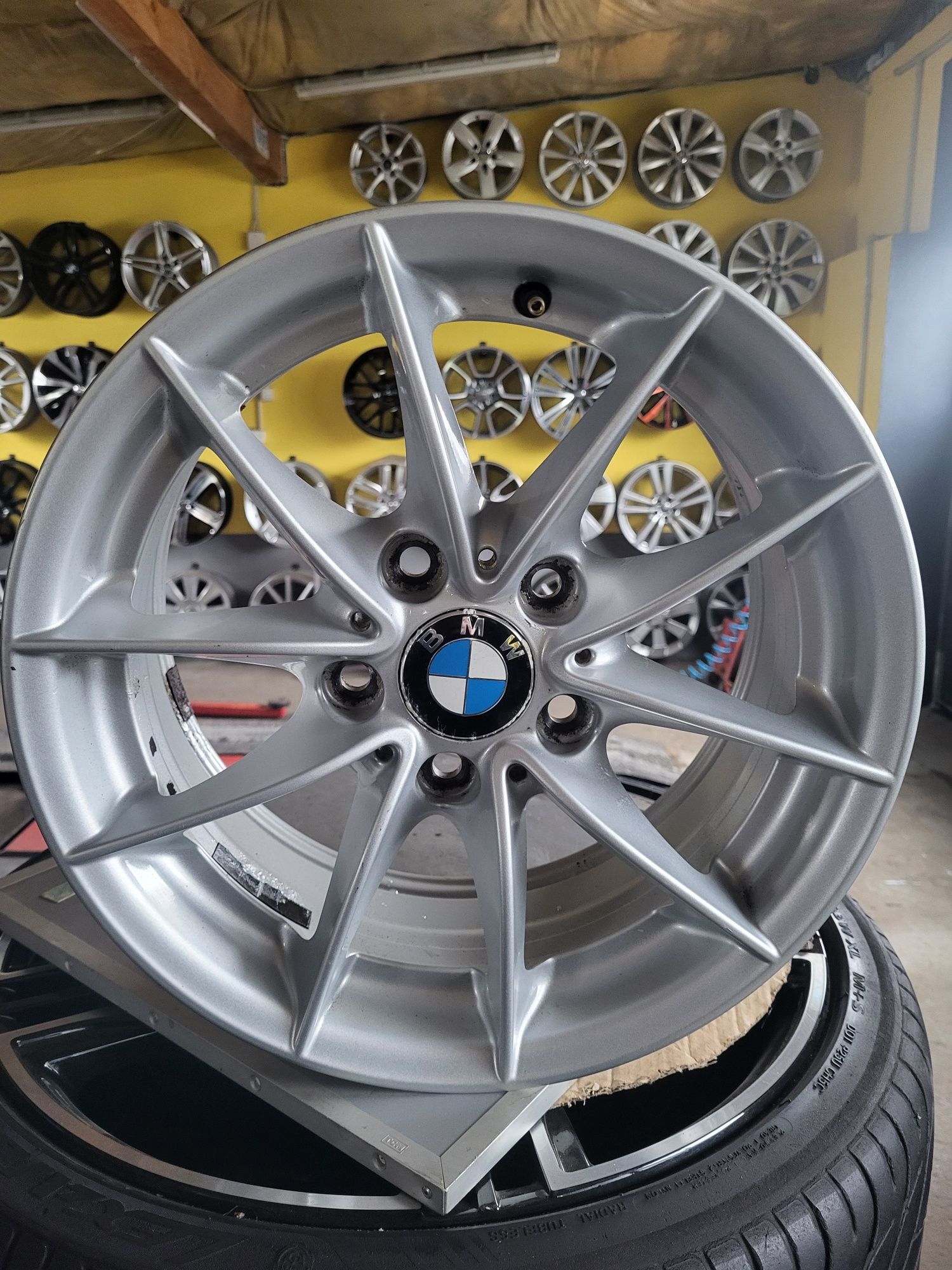 Felgi Aluminiowe 5x120 7Jx16 ET 31 BMW 3