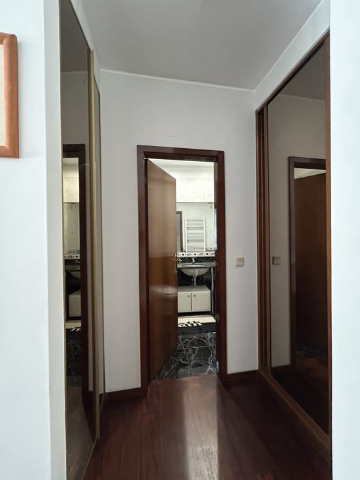 Quarto para arrendar