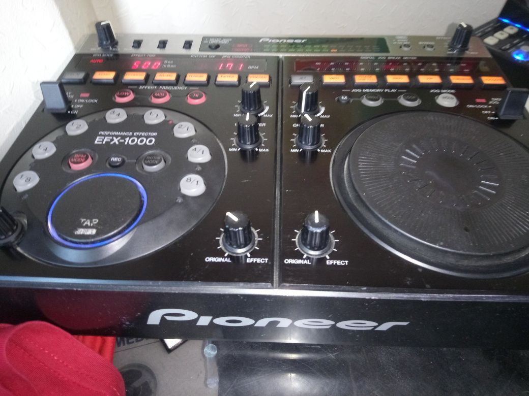 Pioneer EFX -1000
