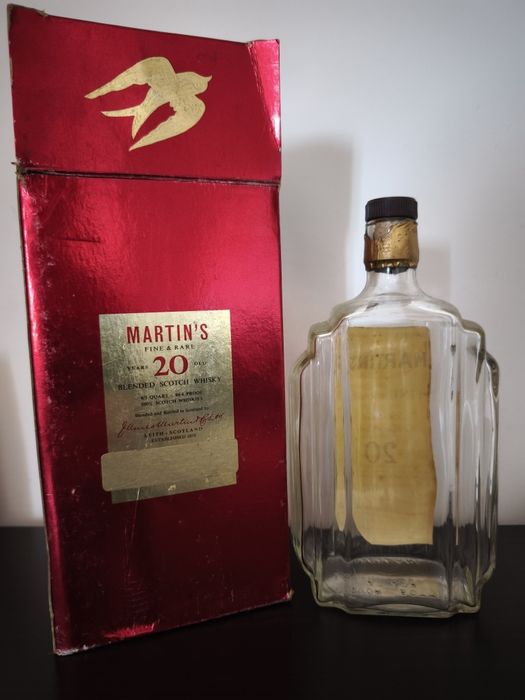 Garrafa James Martins antiga c/ caixa