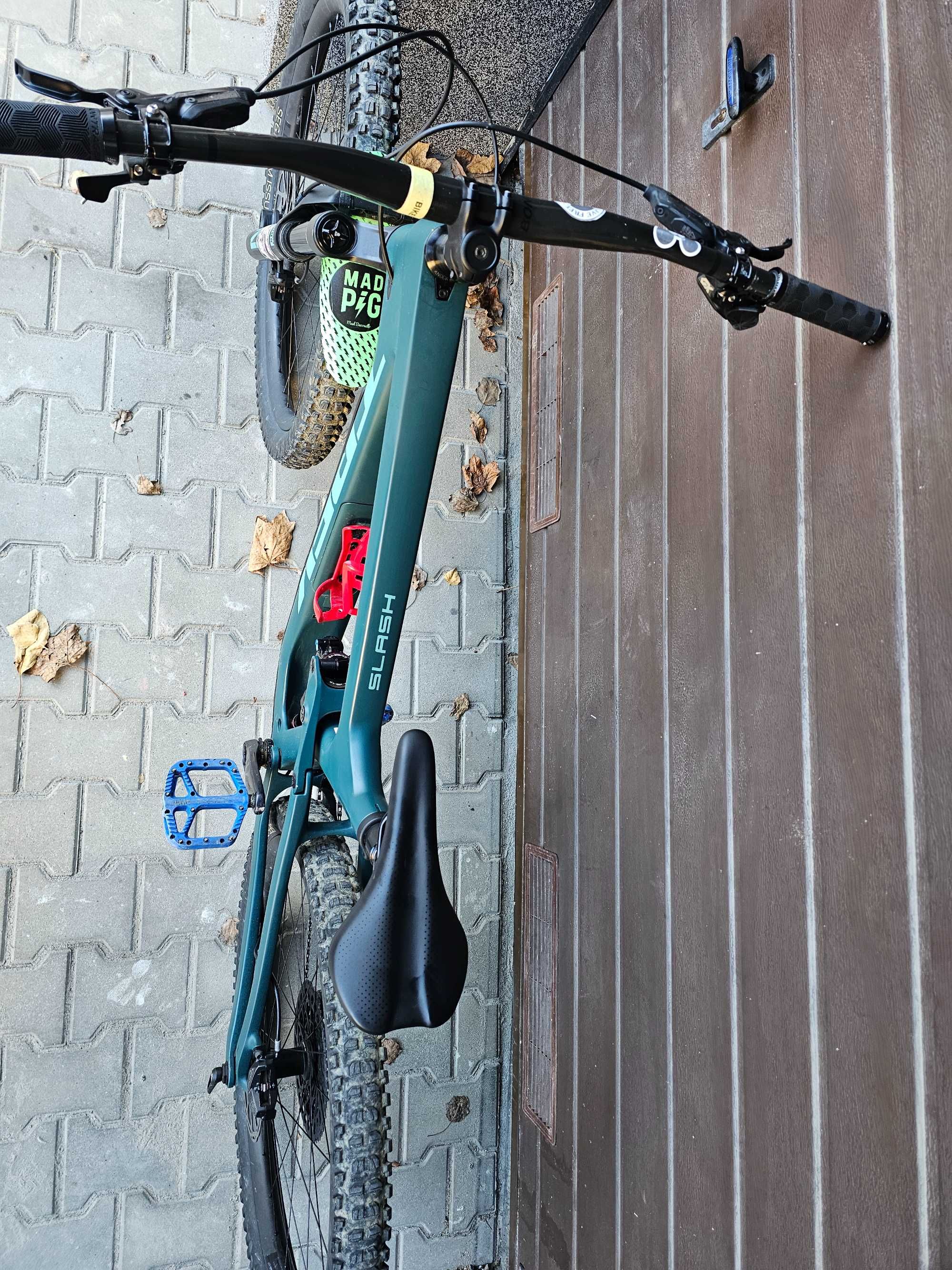 Trek Slash 9.8 GX AXS Gen 5 L