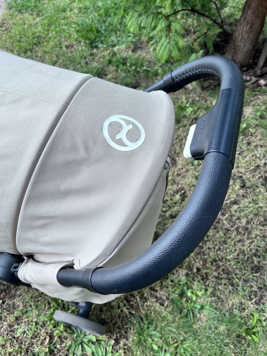 Прогулянкова коляска Cybex Beezy beige