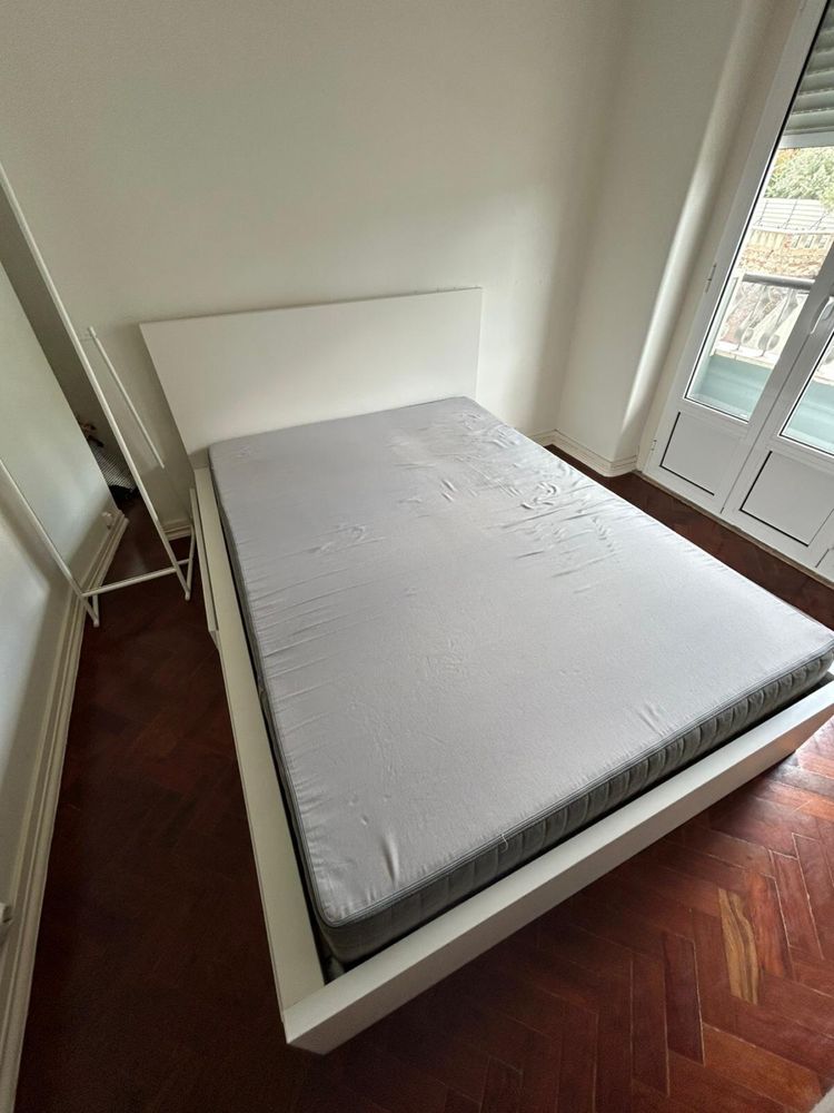 Cama malm Ikea com gavetas 140 200