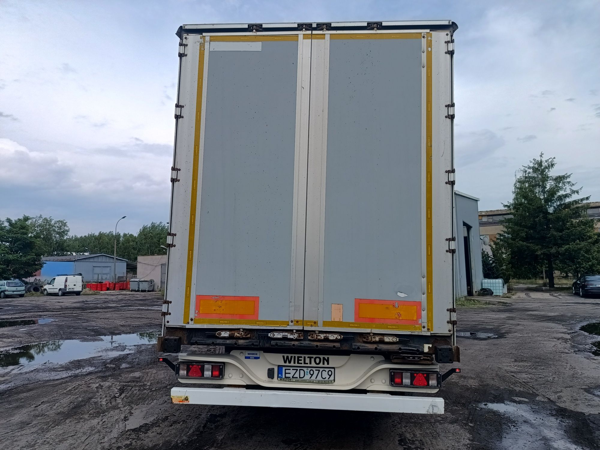 Wielton 2014 oś podnoszona