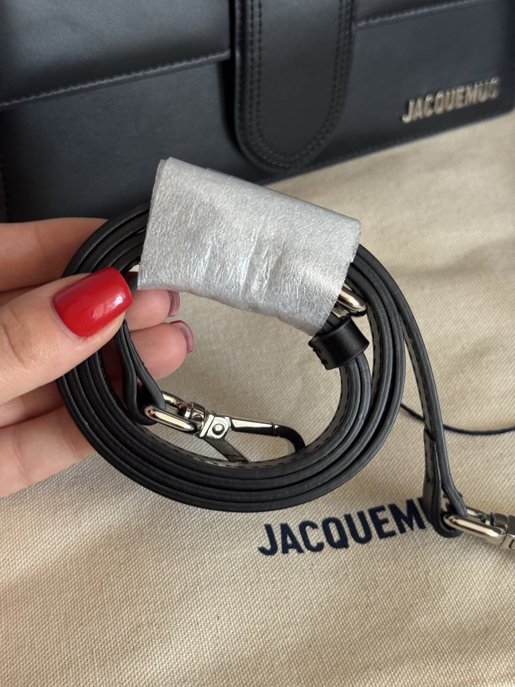 Jacquemus Large Bambino. Оригінал кросбоді жакюмус сумка