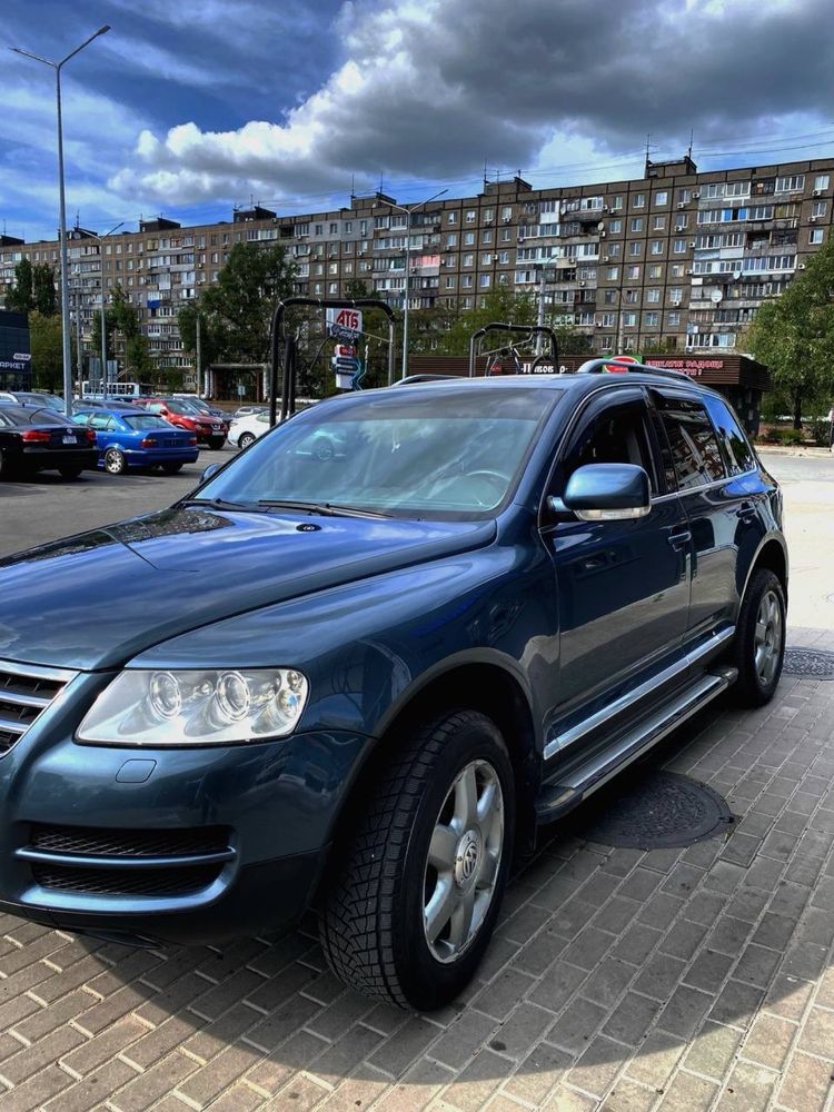 Продам Volkswagen Touareg 2006г