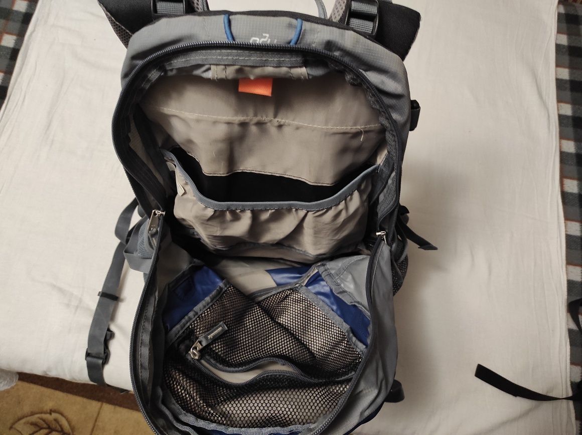 Рюкзак Наплічник Deuter Futura22L, Deuter aircomfort 18L.